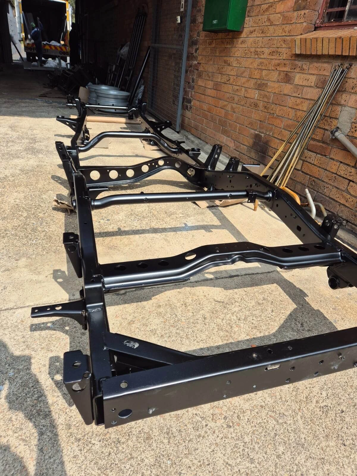 Sandblasted chassis